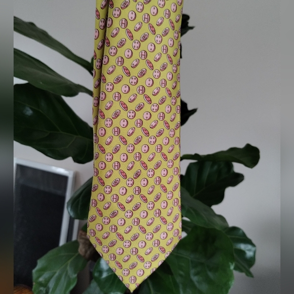 Hermes Yellow Geometric Tie